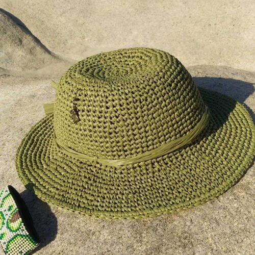 Χειροποίητο καπέλο από ραφία πράσινο
