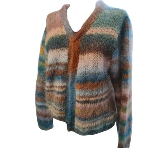 Χειροποίητο πλεκτό γιλέκο από απαλό μοχέρ