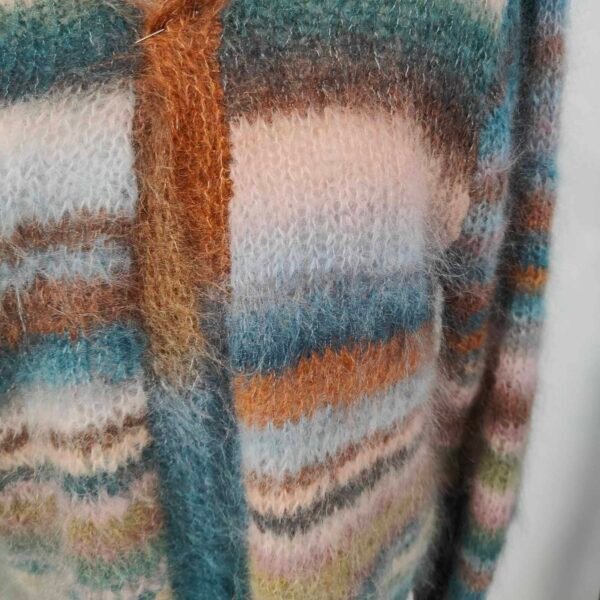 Χειροποίητο πλεκτό γιλέκο από απαλό μοχέρ