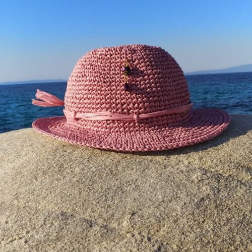 Χειροποίητο καπέλο από ραφία ροζ