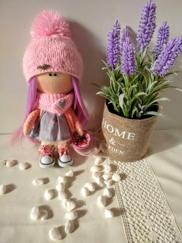 Χειροποίητη κούκλα διακόσμησης φούξια