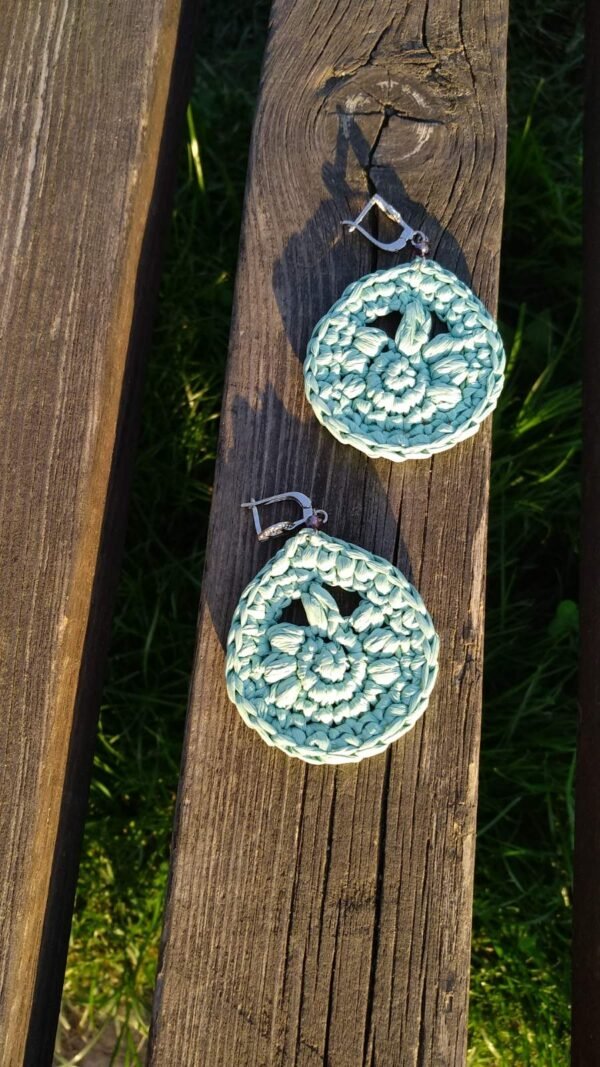Χειροποίητα σκουλαρίκια από ραφία ηλεκτρ μπλε