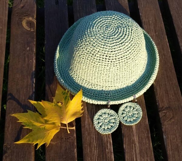 Χειροποίητο καπέλο από ραφία ηλεκτρ μπλε