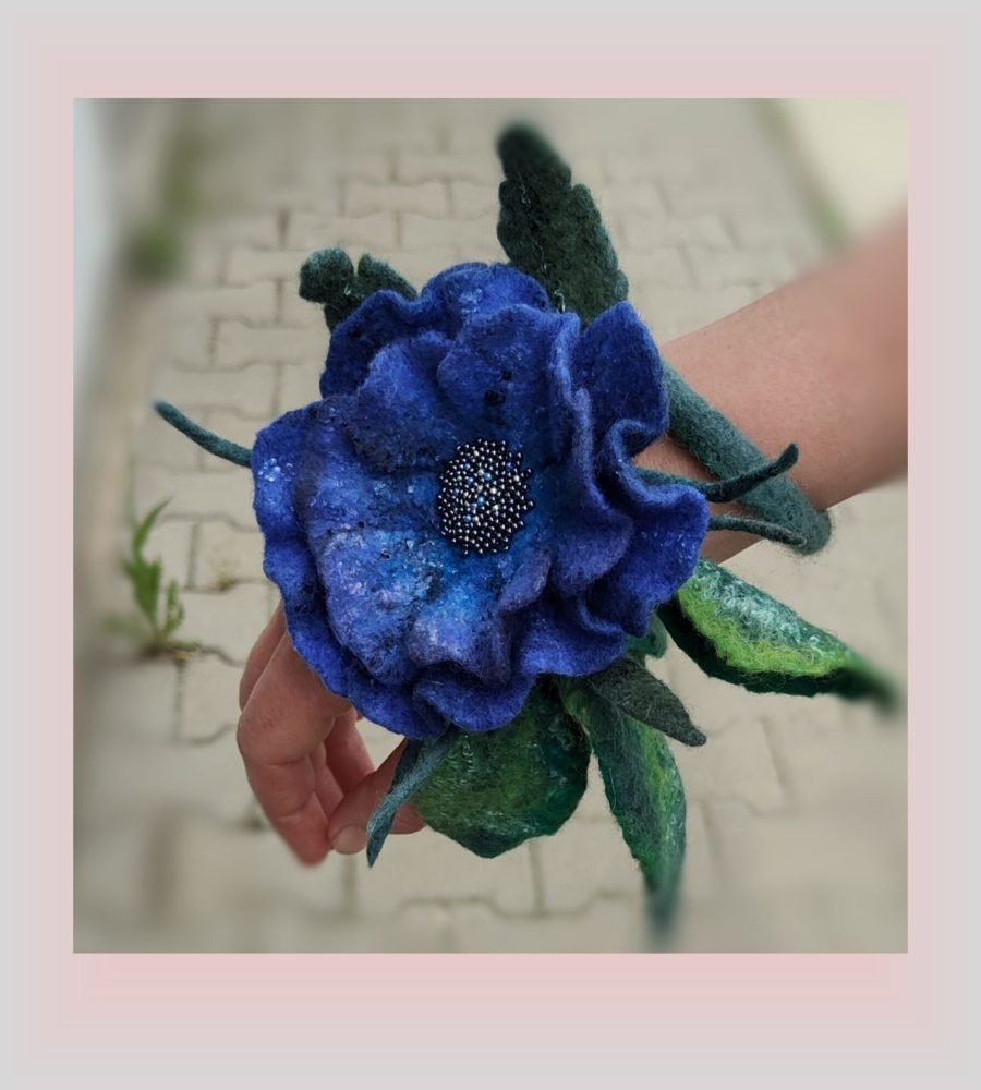 felt flower